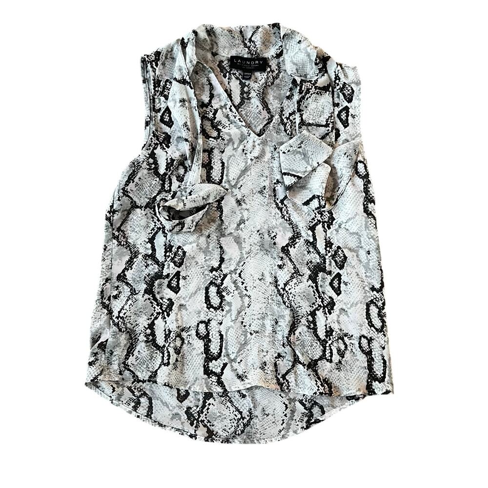 ❤️ 3/$25 Laundry by Shelli Segal White Snakeskin V Neck Tie Front Blouse | S